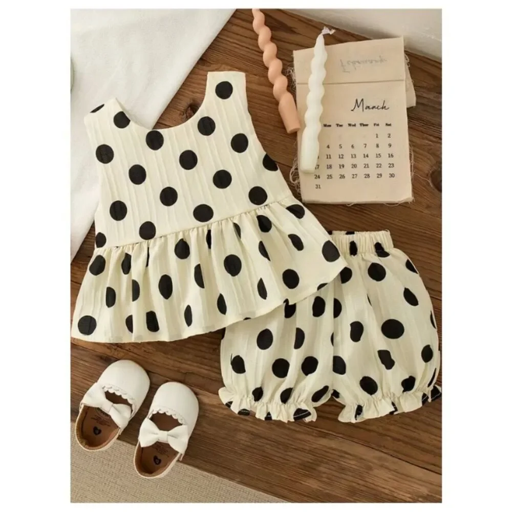 Dotty Delight Two-Piece Set – Girls’ Summer Polka Dot Outfit with Oversized Bow